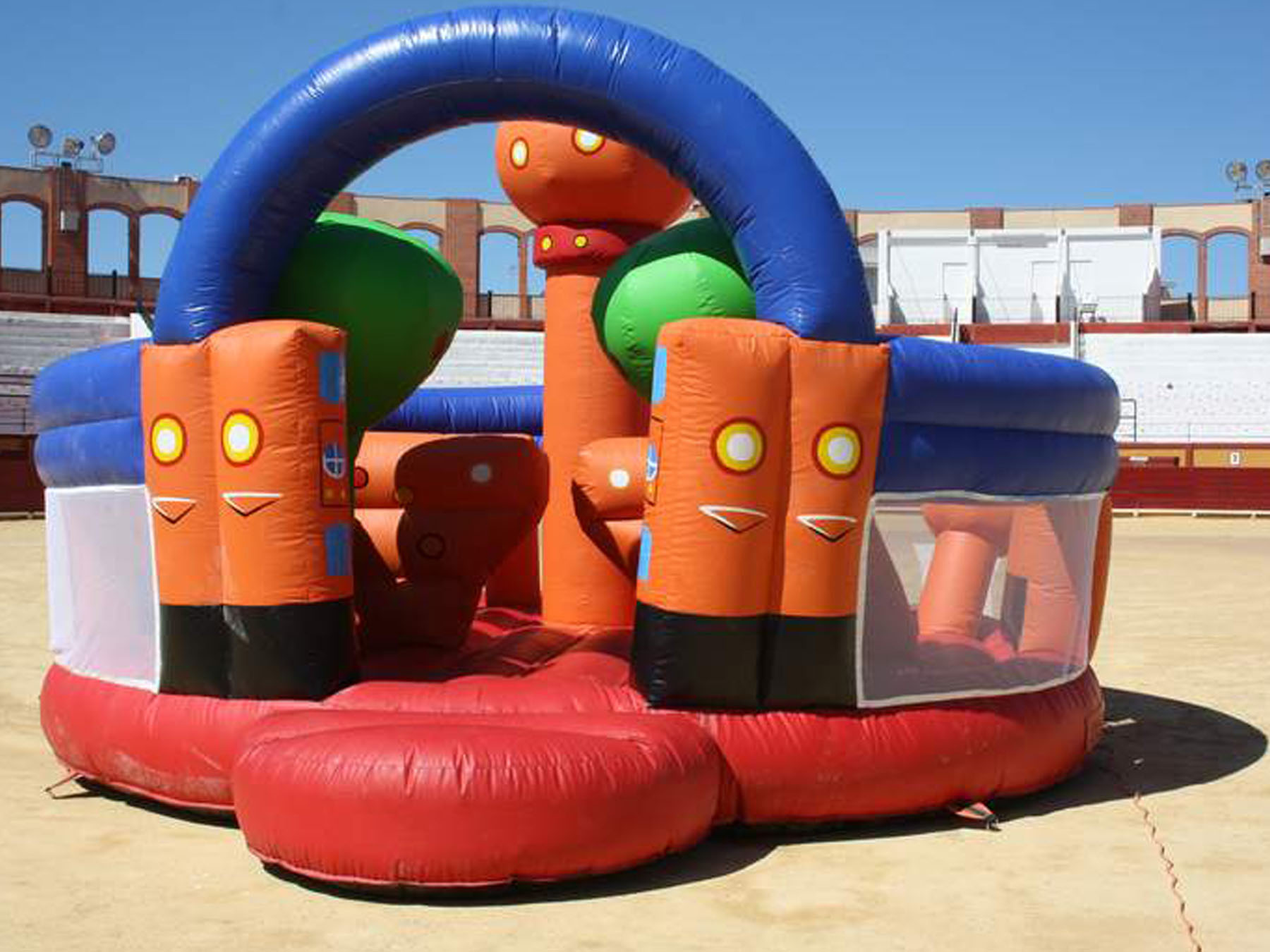 Castell Ovni Foto 1
